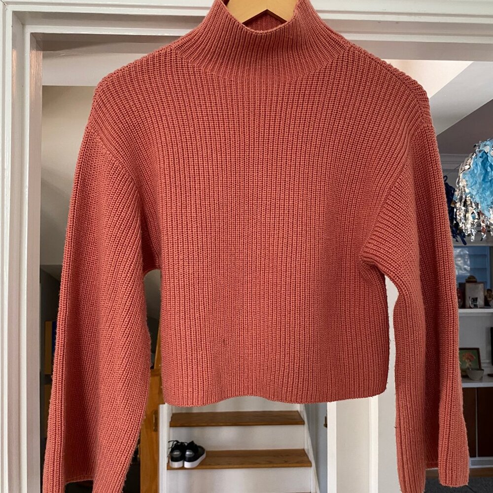 Lapoint 100% extra fine Merino wool Cropped Bell Sleeve, Small